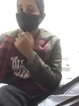 Isha kumari 69 online show from January 9, 2026, 4:30 am