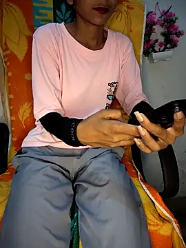 Isha kumari 69 online show from April 11, 2026, 1:37 pm