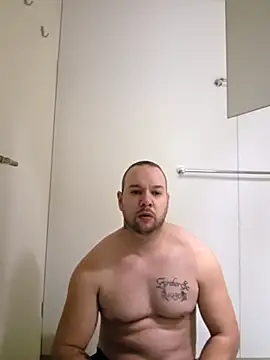 Snapshot of RamuLoco86 chatting on November 6, 2025, 7:34 am RamuLoco86 online show from November 6, 2025, 7:34 am