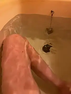 Snapshot of houkeiboy78 chatting on November 17, 2025, 9:57 am houkeiboy78 online show from November 17, 2025, 9:57 am