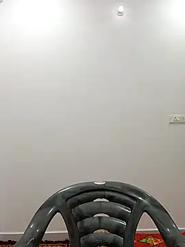 sanjana077 online show from April 17, 2026, 3:09 am