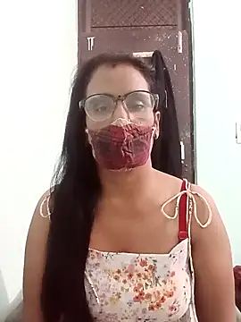 Snapshot of sanjana077 chatting on November 19, 2025, 6:24 am sanjana077 online show from November 19, 2025, 6:24 am