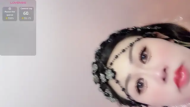 Xiaojuan61 online show from November 7, 2025, 2:54 pm