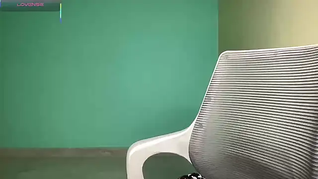 classy kritii online show from March 7, 2026, 6:53 am