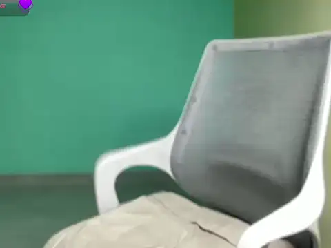 classy kritii online show from January 12, 2026, 7:04 am