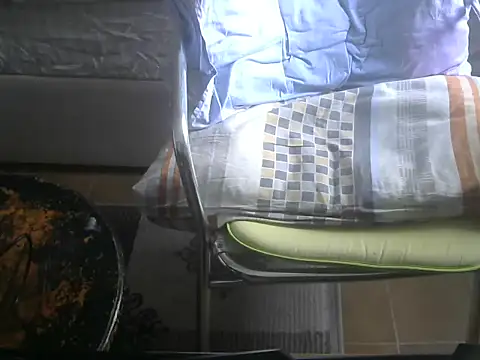 Snapshot of ellsaBunny chatting on November 21, 2025, 1:21 pm ellsaBunny online show from November 21, 2025, 1:21 pm