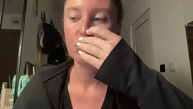 Ameli8 online show from November 20, 2025, 5:02 pm