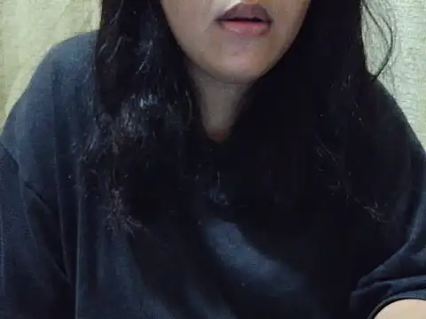 Snapshot of fluffy_raa chatting on November 22, 2025, 9:30 am fluffy raa online show from November 22, 2025, 9:30 am