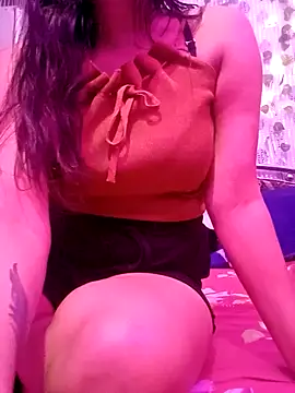 Snapshot of mystic_girl chatting on November 5, 2025, 7:17 pm mystic girl online show from November 5, 2025, 7:17 pm