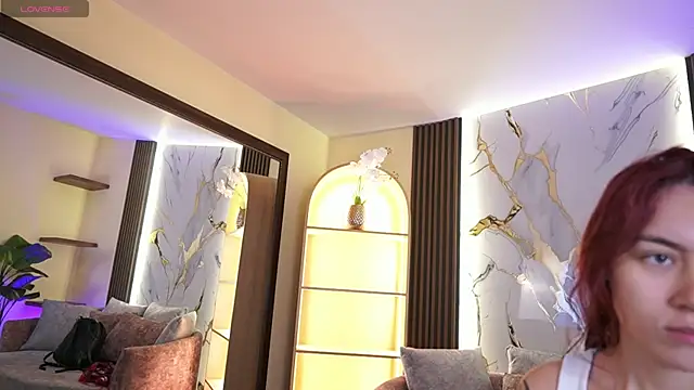 Snapshot of TessaaFox chatting on March 4, 2026, 11:40 am TessaaFox online show from March 4, 2026, 11:40 am