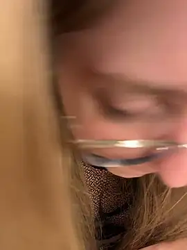 Snapshot of EveLunny chatting on January 15, 2026, 2:48 am EveLunny online show from January 15, 2026, 2:48 am