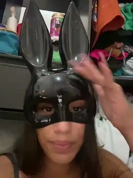 Snapshot of Mari2419 chatting on November 6, 2025, 11:25 am Mari2419 online show from November 6, 2025, 11:25 am