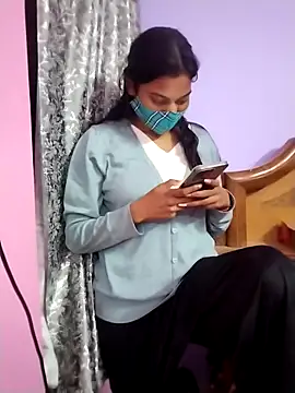 Student12th online show from December 2, 2025, 5:36 pm