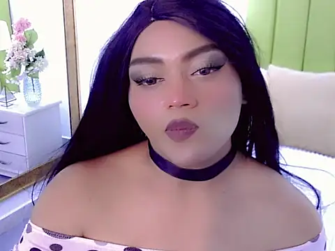 sebastian cruz  online show from November 30, 2025, 7:14 pm