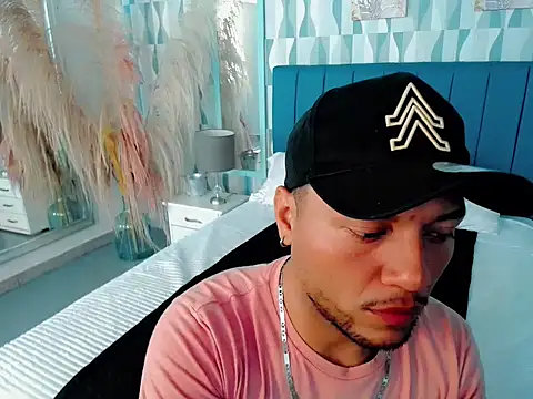 Snapshot of sebastian_cruz_ chatting on November 9, 2025, 1:53 am sebastian cruz online show from November 9, 2025, 1:53 am