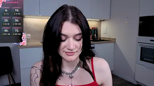 eshleeygreen online show from December 13, 2025, 8:04 pm