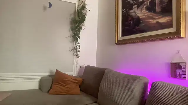 angelgirl98 online show from December 5, 2025, 1:49 am