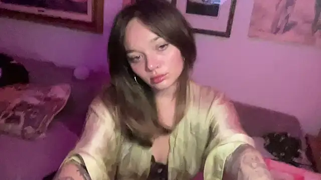 angelgirl98 online show from April 6, 2026, 6:03 am