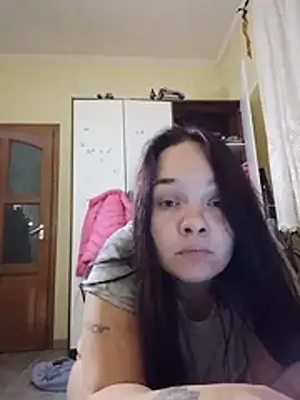 Snapshot of Debi28 chatting on November 8, 2025, 10:02 pm Debi28 online show from November 8, 2025, 10:02 pm