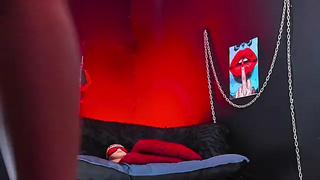 KatrinaStone online show from March 13, 2026, 5:40 pm