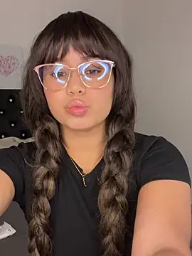 Snapshot of LoliitaBennett chatting on January 10, 2026, 1:12 am LoliitaBennett online show from January 10, 2026, 1:12 am