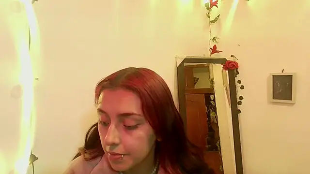 vaiolet johansson online show from November 19, 2025, 1:33 pm