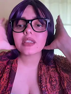 Snapshot of candicewest_ chatting on June 13, 2026, 5:00 pm candicewest online show from June 13, 2026, 5:00 pm