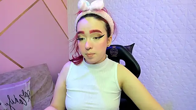 Dakkotta   online show from November 28, 2025, 3:50 am