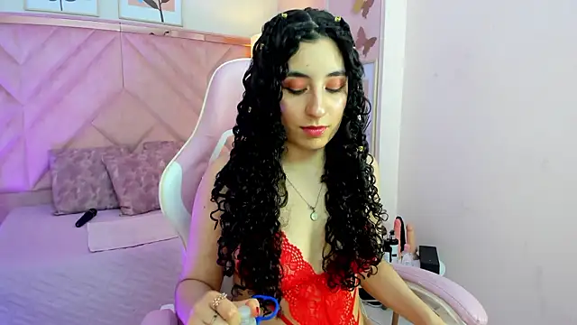 Snapshot of DemiJones_ chatting on February 4, 2026, 2:50 am DemiJones online show from February 4, 2026, 2:50 am