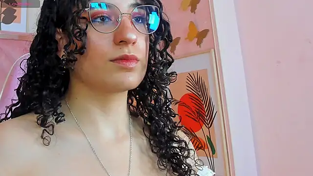 Snapshot of DemiJones_ chatting on March 3, 2026, 3:46 am DemiJones online show from March 3, 2026, 3:46 am