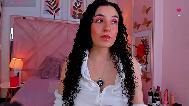 DemiJones  online show from March 26, 2026, 4:22 am