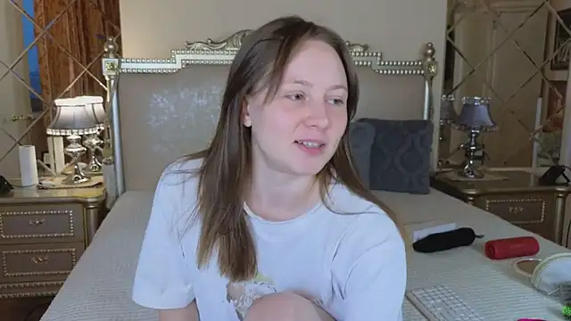 HolyBabyDoll online show from November 29, 2025, 11:21 am