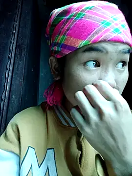 Snapshot of Mabel-122 chatting on November 9, 2025, 2:26 am Mabel-122 online show from November 9, 2025, 2:26 am