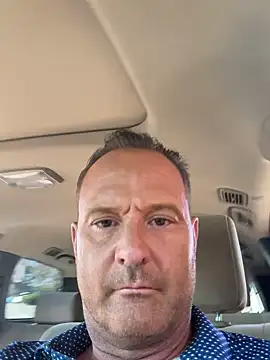 Golferkid1124 online show from November 23, 2025, 5:34 pm