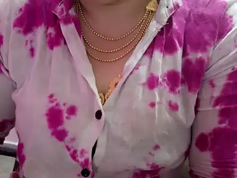 Snapshot of Tamil_VirginAss2 chatting on February 18, 2026, 5:09 pm Tamil VirginAss2 online show from February 18, 2026, 5:09 pm