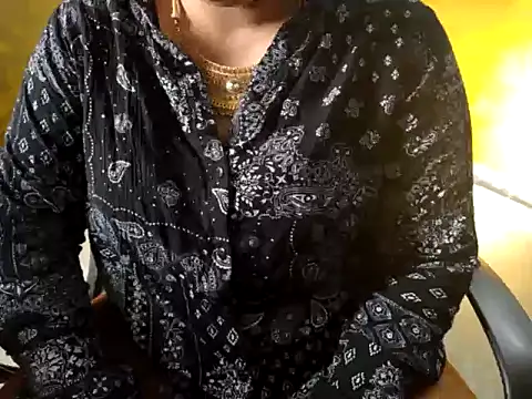 Snapshot of Tamil_VirginAss2 chatting on February 1, 2026, 11:30 am Tamil VirginAss2 online show from February 1, 2026, 11:30 am