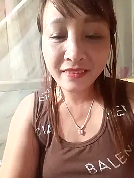 Missa-kute20 online show from November 9, 2025, 2:43 pm