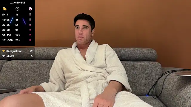 marcoo x online show from November 22, 2025, 7:02 pm