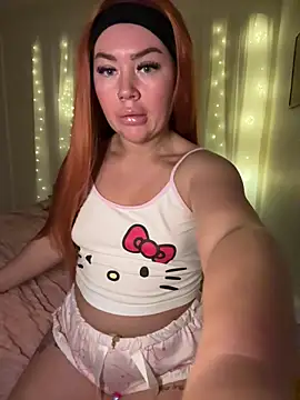 LillieMaee online show from March 19, 2026, 9:37 pm