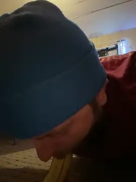 Peteyp98 online show from November 12, 2025, 3:05 pm