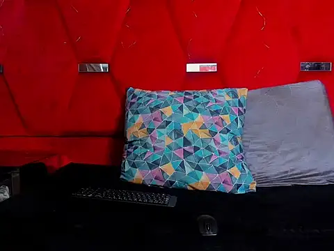 Emmaanddarling online show from November 22, 2025, 12:59 pm