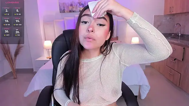 Maya vexx online show from January 12, 2026, 7:20 pm