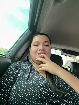 Snapshot of sweetmuslim01 chatting on May 31, 2026, 2:45 pm sweetmuslim01 online show from May 31, 2026, 2:45 pm