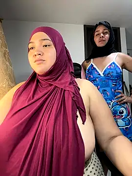 sweetmuslim01 online show from December 13, 2025, 8:04 pm