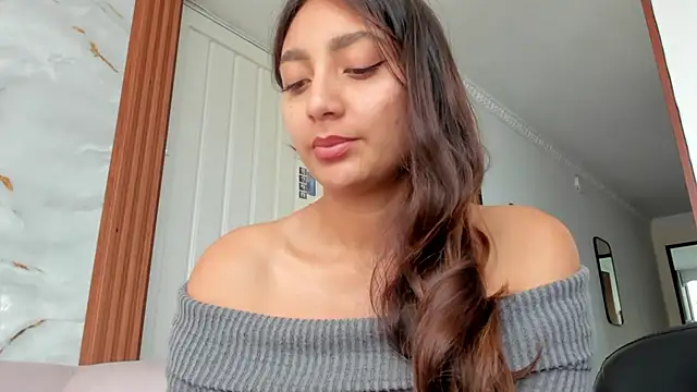 LilyGarcia online show from June 16, 2026, 7:14 pm