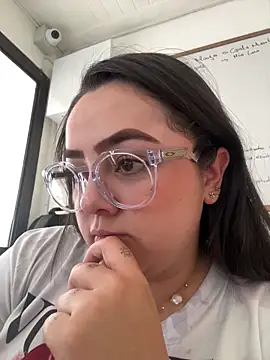 Snapshot of cleo_wale_ chatting on November 8, 2025, 4:32 pm cleo wale online show from November 8, 2025, 4:32 pm