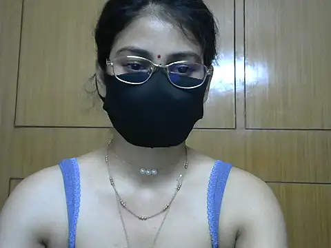 Fairy Pie online show from June 26, 2026, 6:36 pm