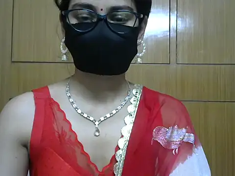 Snapshot of Fairy_Pie chatting on May 11, 2026, 5:43 pm Fairy Pie online show from May 11, 2026, 5:43 pm