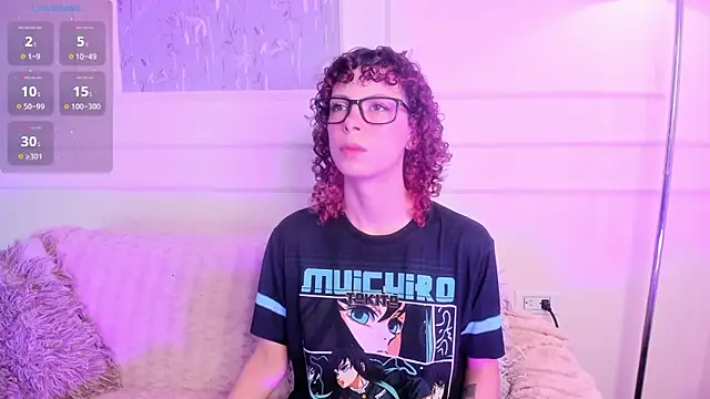 Snapshot of AliceMadnes chatting on February 12, 2026, 3:12 pm AliceMadnes online show from February 12, 2026, 3:12 pm