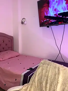 Snapshot of Missara_ chatting on November 11, 2025, 12:49 am Missara online show from November 11, 2025, 12:49 am